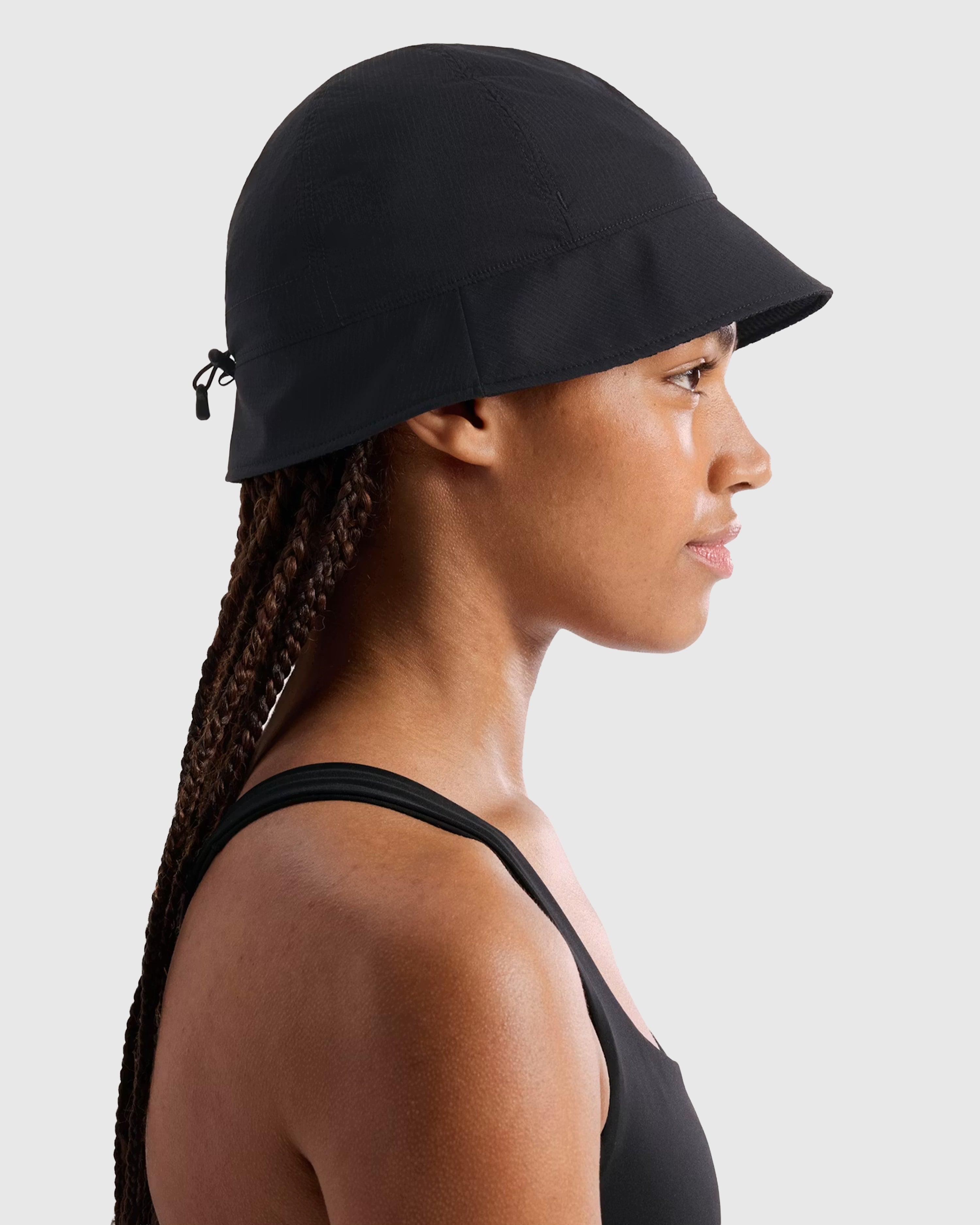 Sinsola Short Brim Bucket Hat