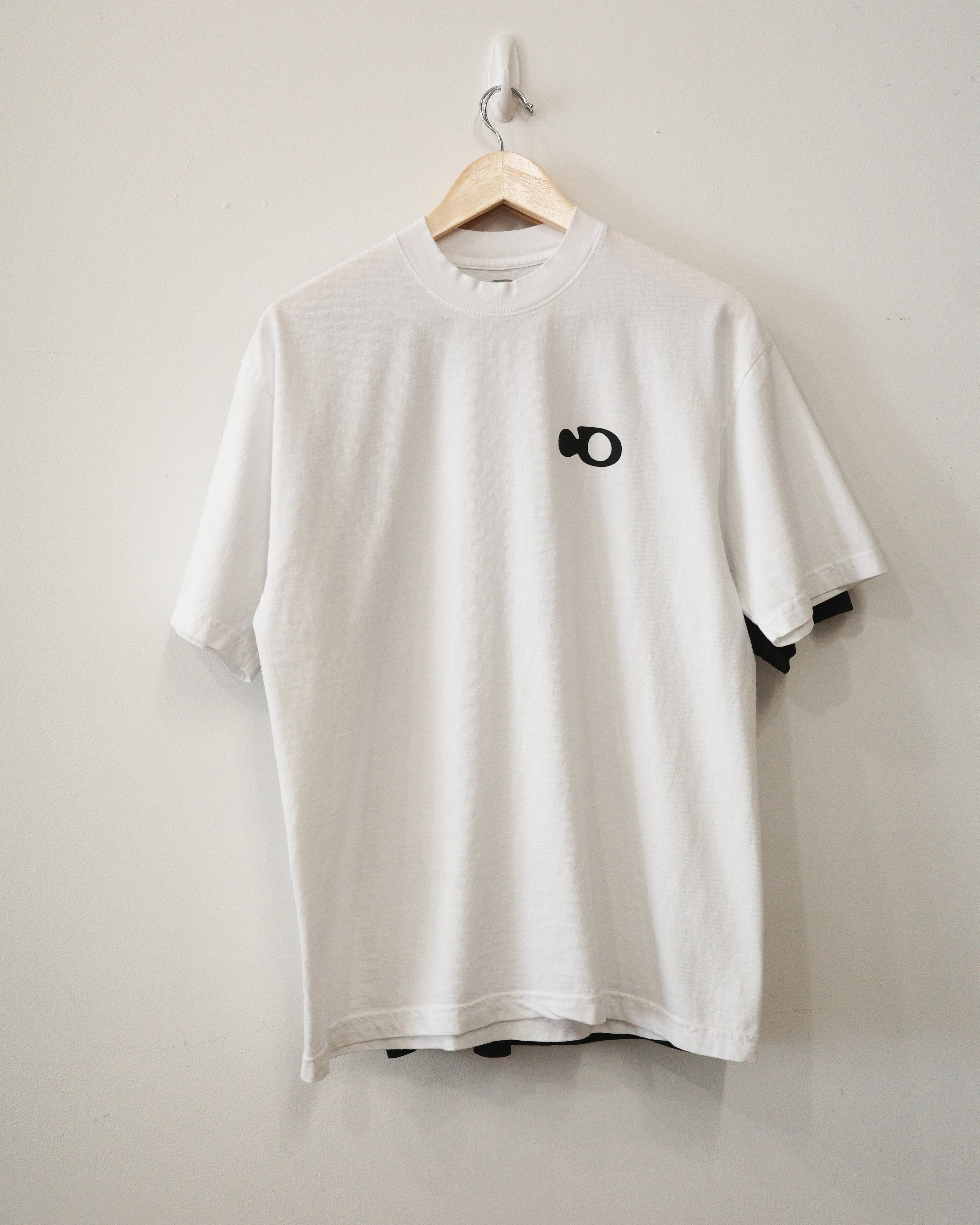 STORE TEE