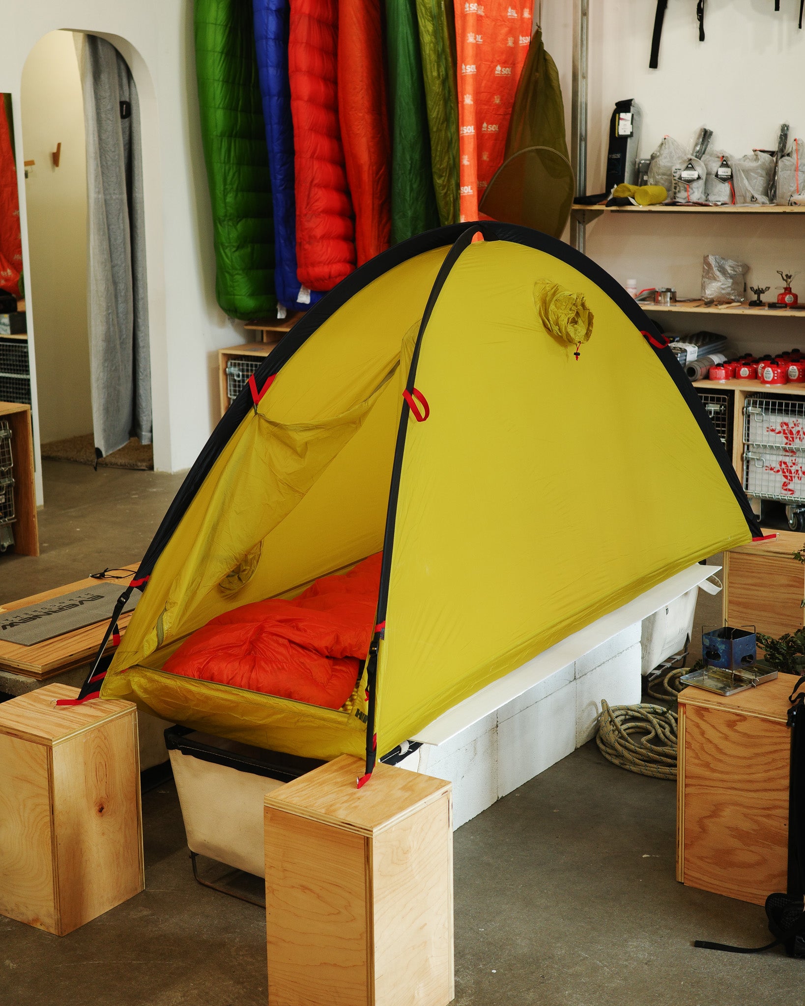Croosover Dome f – Contrasto