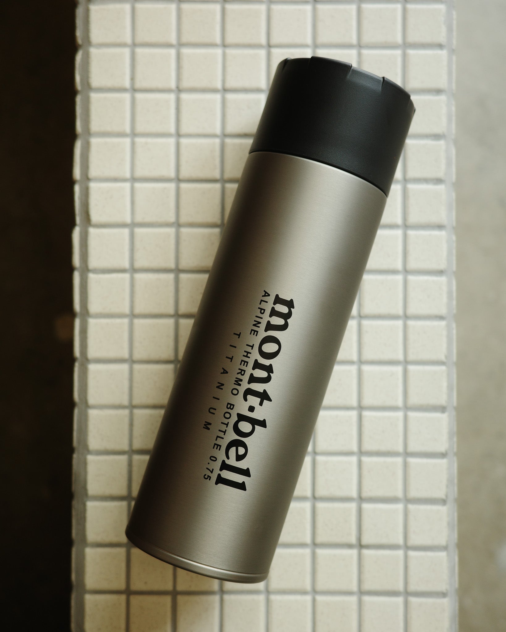 Titanium Alpine Thermo Bottle 0.75L – Contrasto